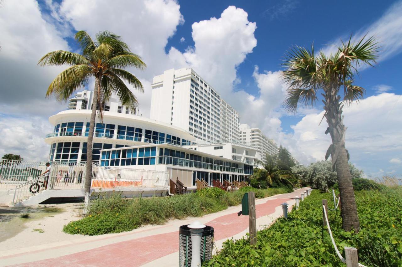 Castle 1029 Balcony Studio With Ocean View, Pool, Tennis And Free Parking Miami Beach Buitenkant foto